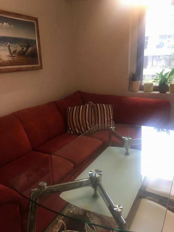 Apartament Peyo Yavorov Burgas Stad Buitenkant foto